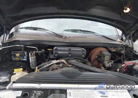 1997 Dodge Ram 1500 St из США, поврежденный, VIN 3B7HF13Z7VG810522